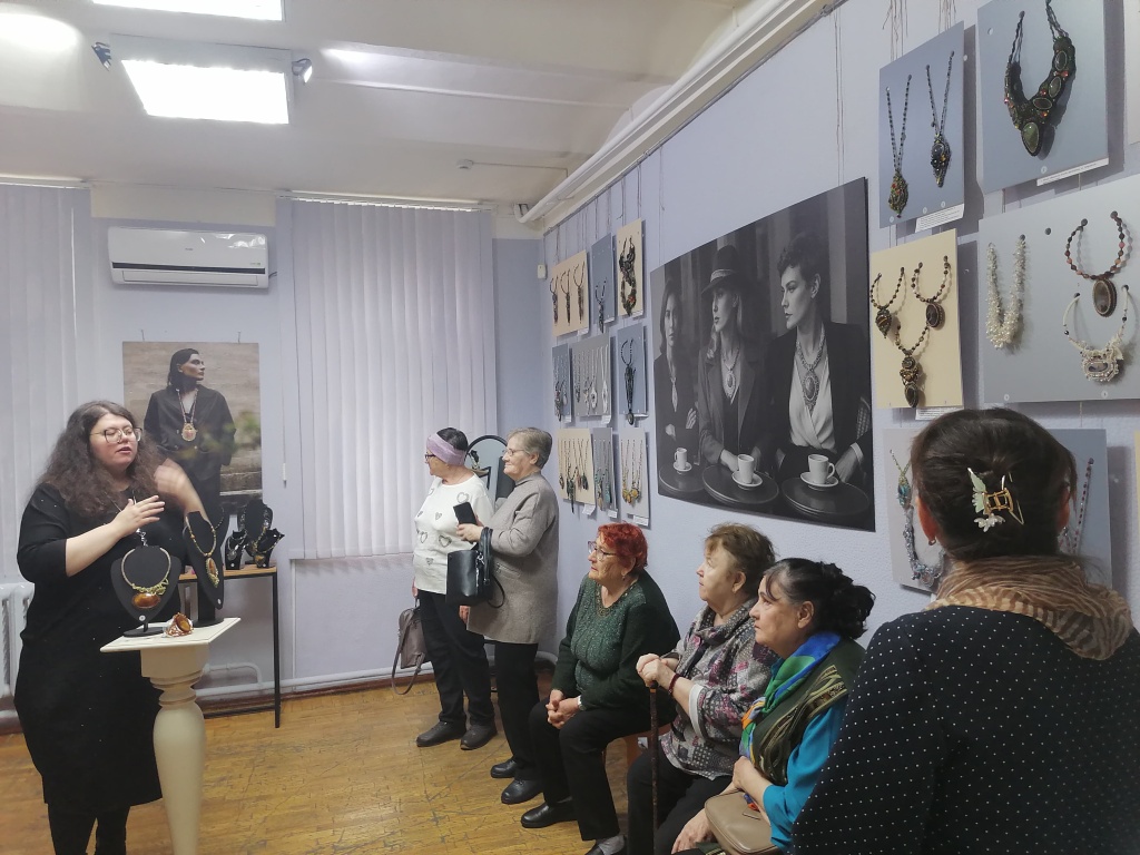 Экскурсия в галерее П.М. Гречишкина