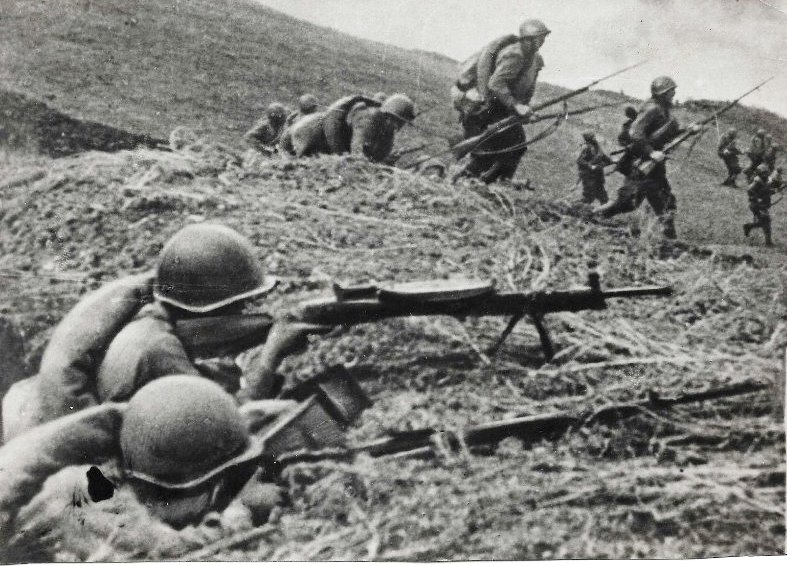 9. Штурм Сапун-горы. Май 1944 г..jpg