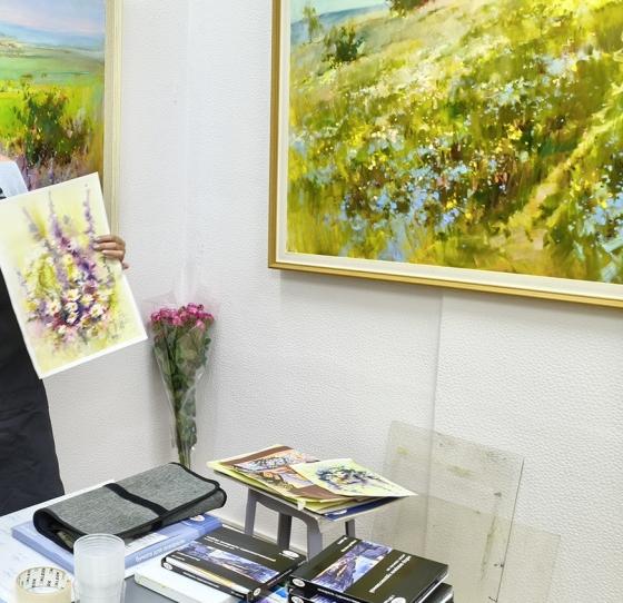 Выставка «Гармония контрастов»