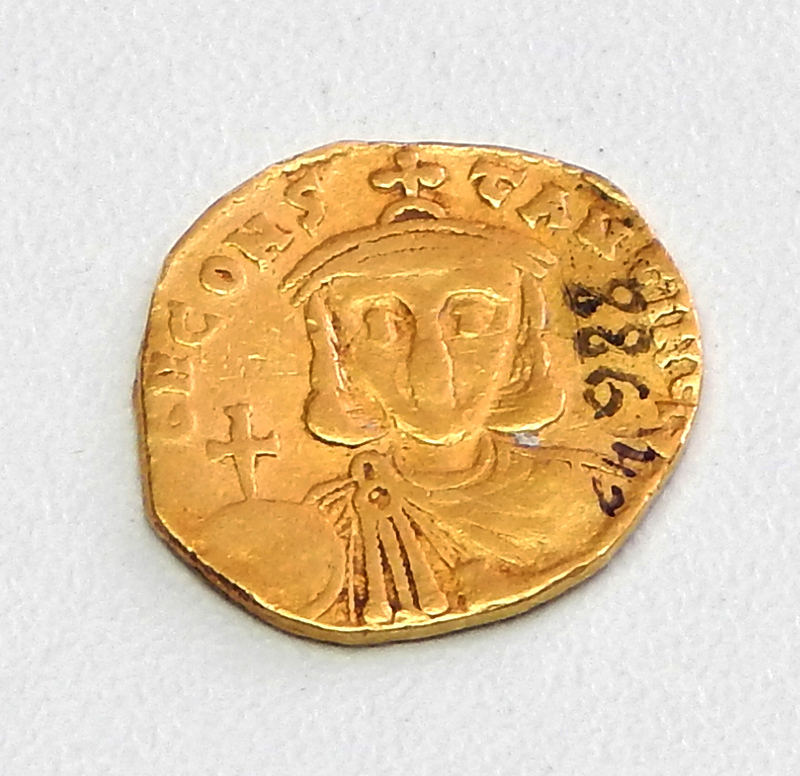 Византийская монета. 714-715 гг. (2).JPG