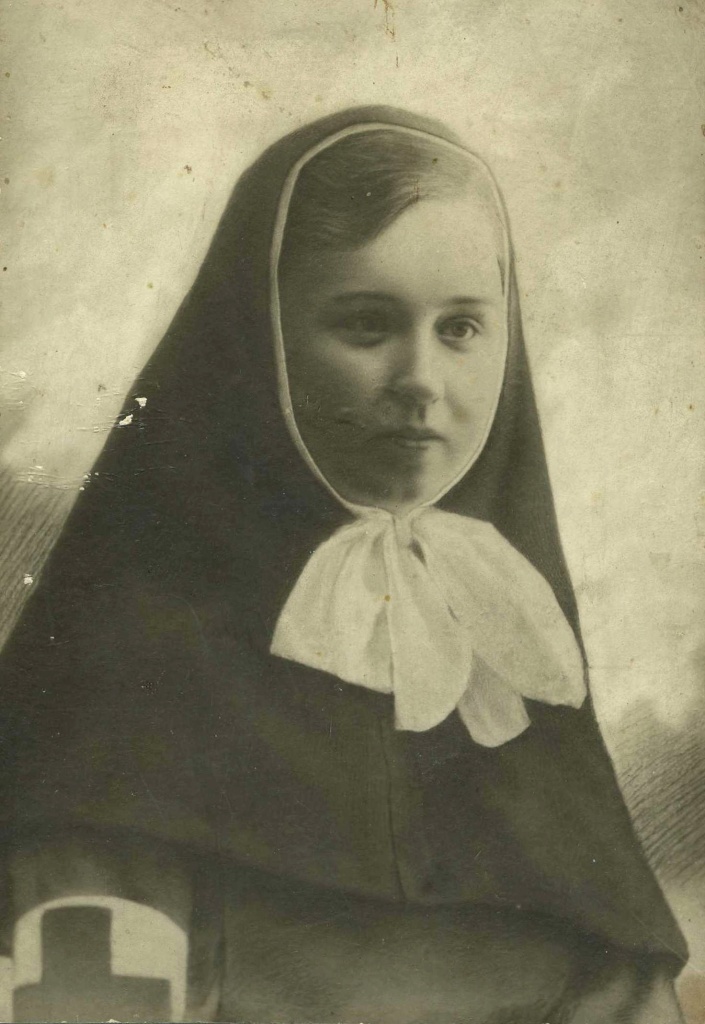 1. Римма Михайловна Иванова (1894-1915) сестра милосердия героиня Первой мировой войны.jpg