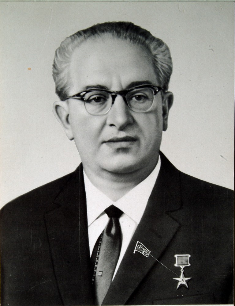 Памяти Ю.В. Андропова