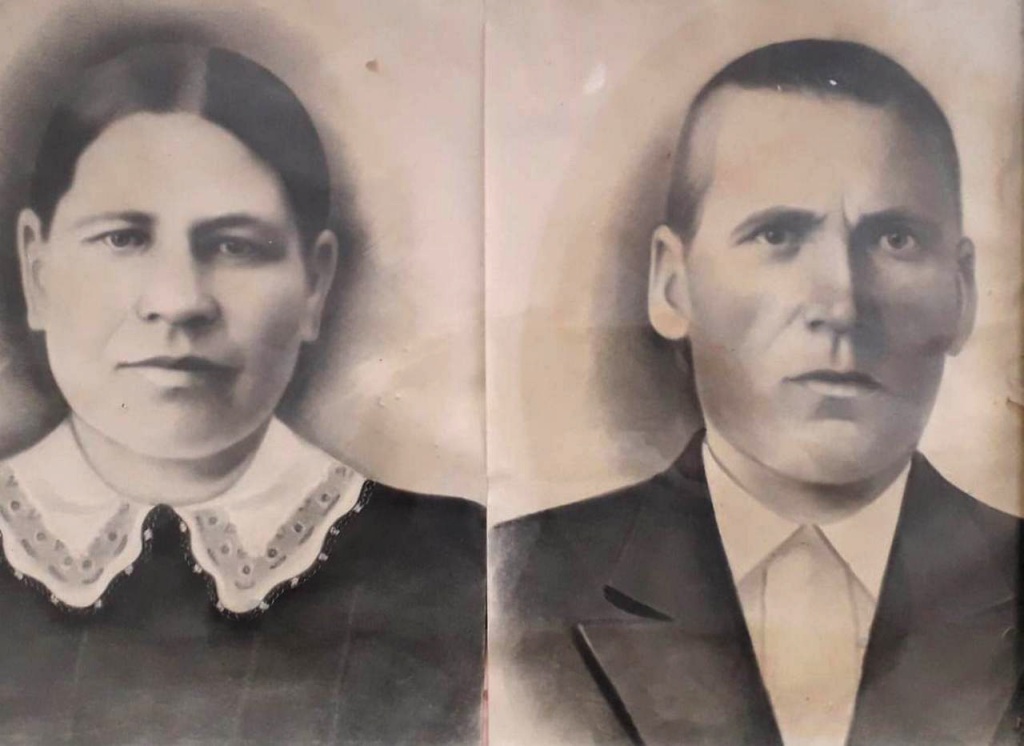 Варвара Федоровна и Николай Павлович Ткачевы. 1921 г..jpg