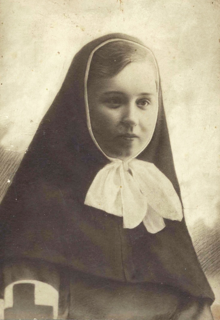 1. Римма Михайловна Иванова (1894-1915) сестра милосердия героиня Первой мировой войны.jpg