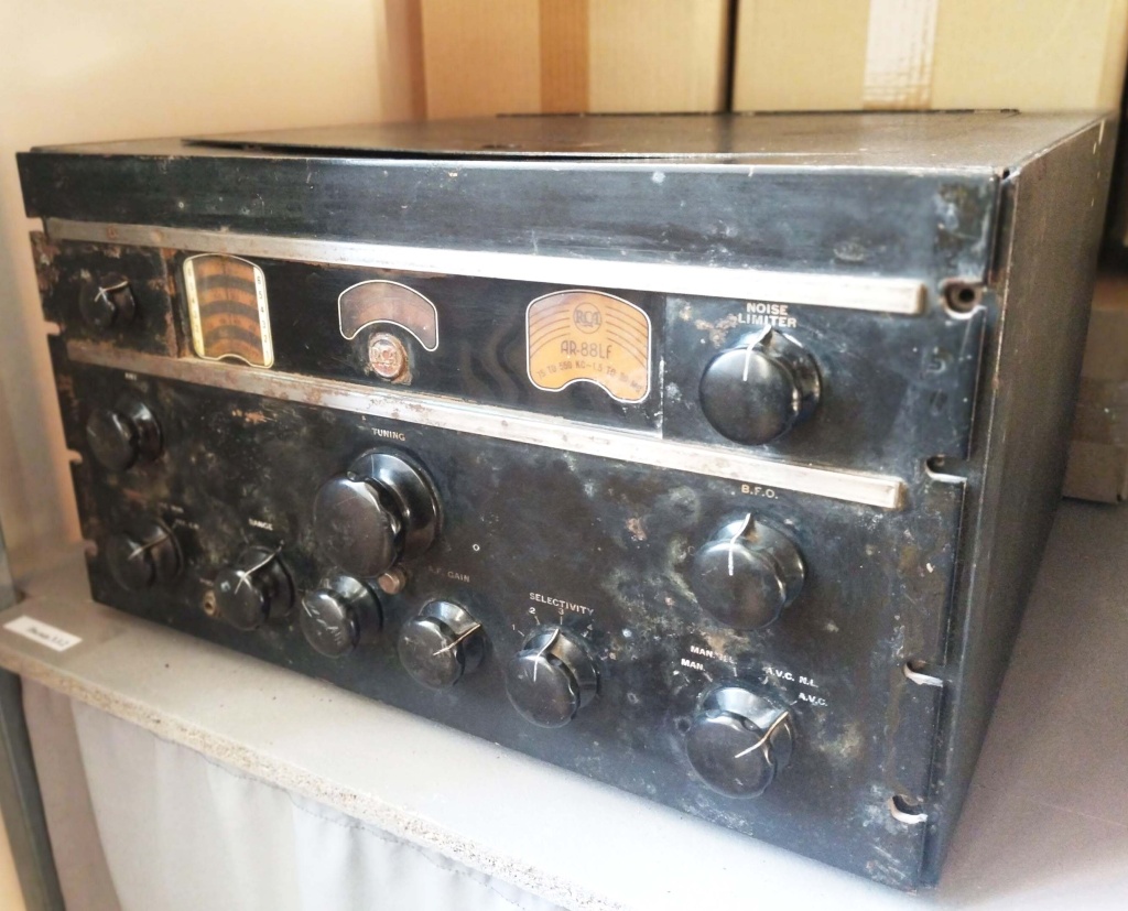 Радиоприемник времен Второй мировой войны