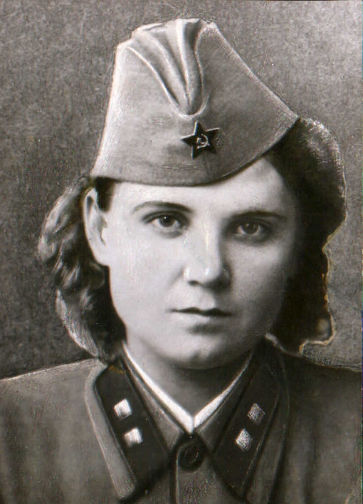 3. Жена А.И. Козлова Галина 1941 г.jpg