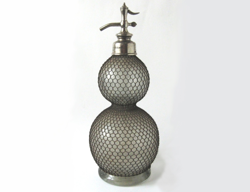 6 Сифон для газирования жидкостей. Франция вторая половина XIX в. Из фондов Ставропольского государственного музея-заповедника.jpeg