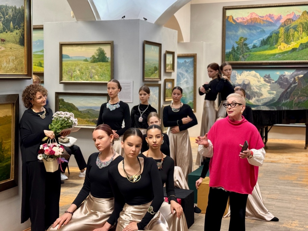 Открытие выставки «Роман с камнем»