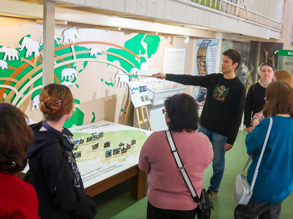 Экскурсия по залу природы для особенных посетителей