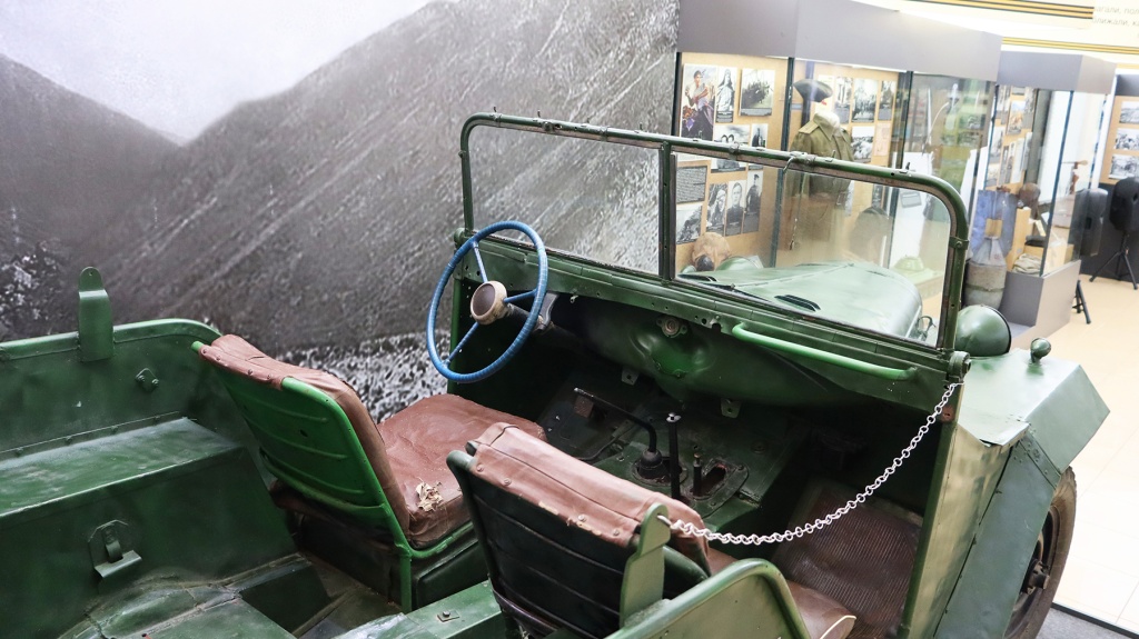 7 Кабина ГАЗ-67 . Экспозиция зала истории Ставропольского музея-заповедника.JPG